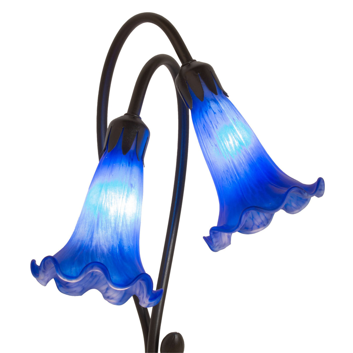 Closeup of the Blue Pond Lily lamp’s lavender fluted glass shades with fine craftsmanship.