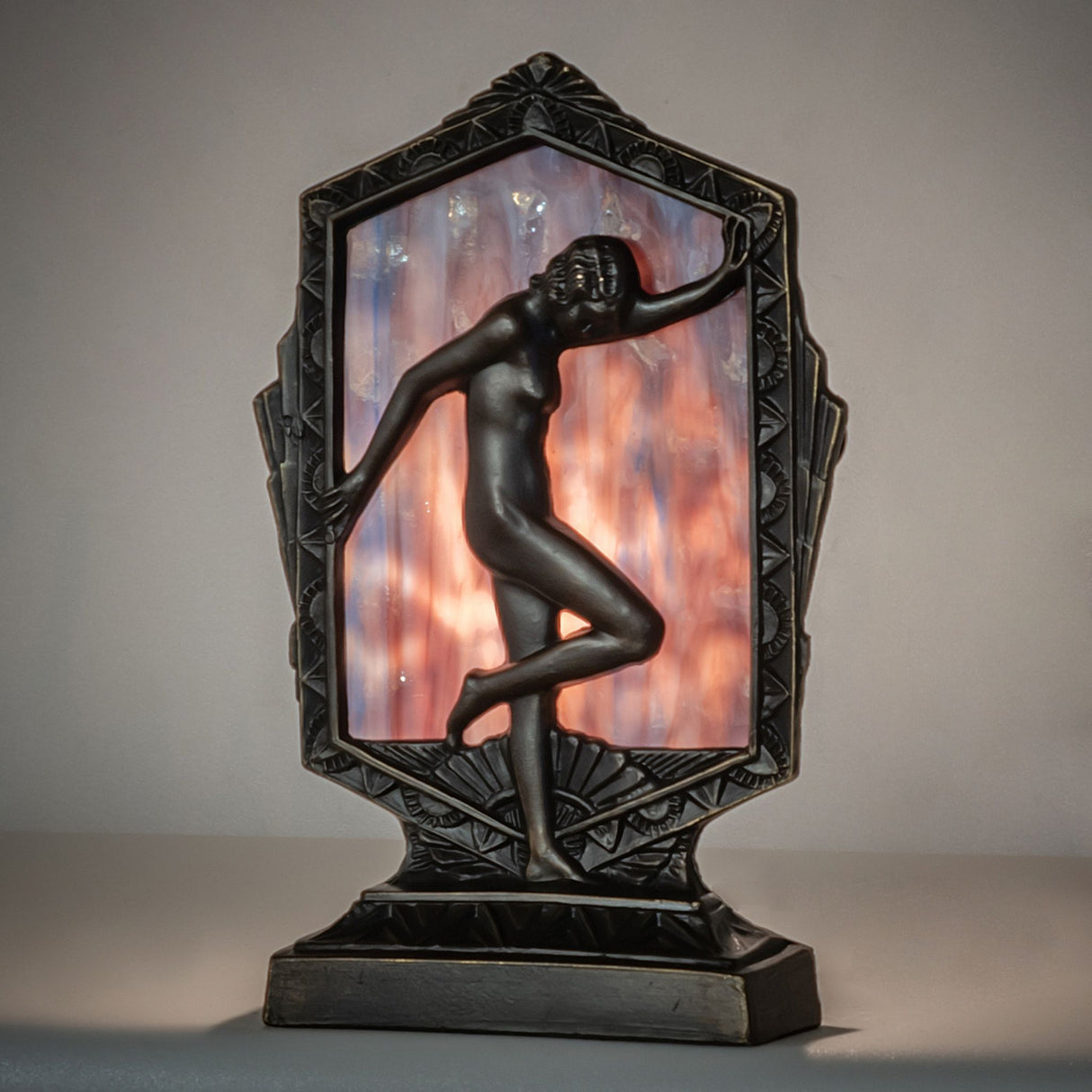 Ambient lighting effect of the Deco Posing Lady Accent Lamp showcasing its elegant glow.