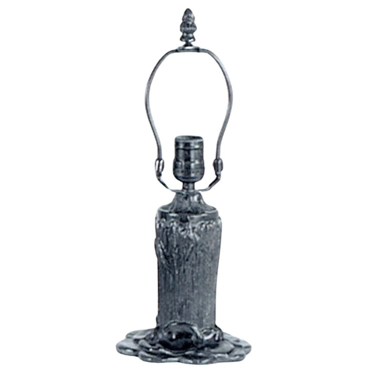 Marshgrass Classic 7" candle socket lamp base with 6" harp.