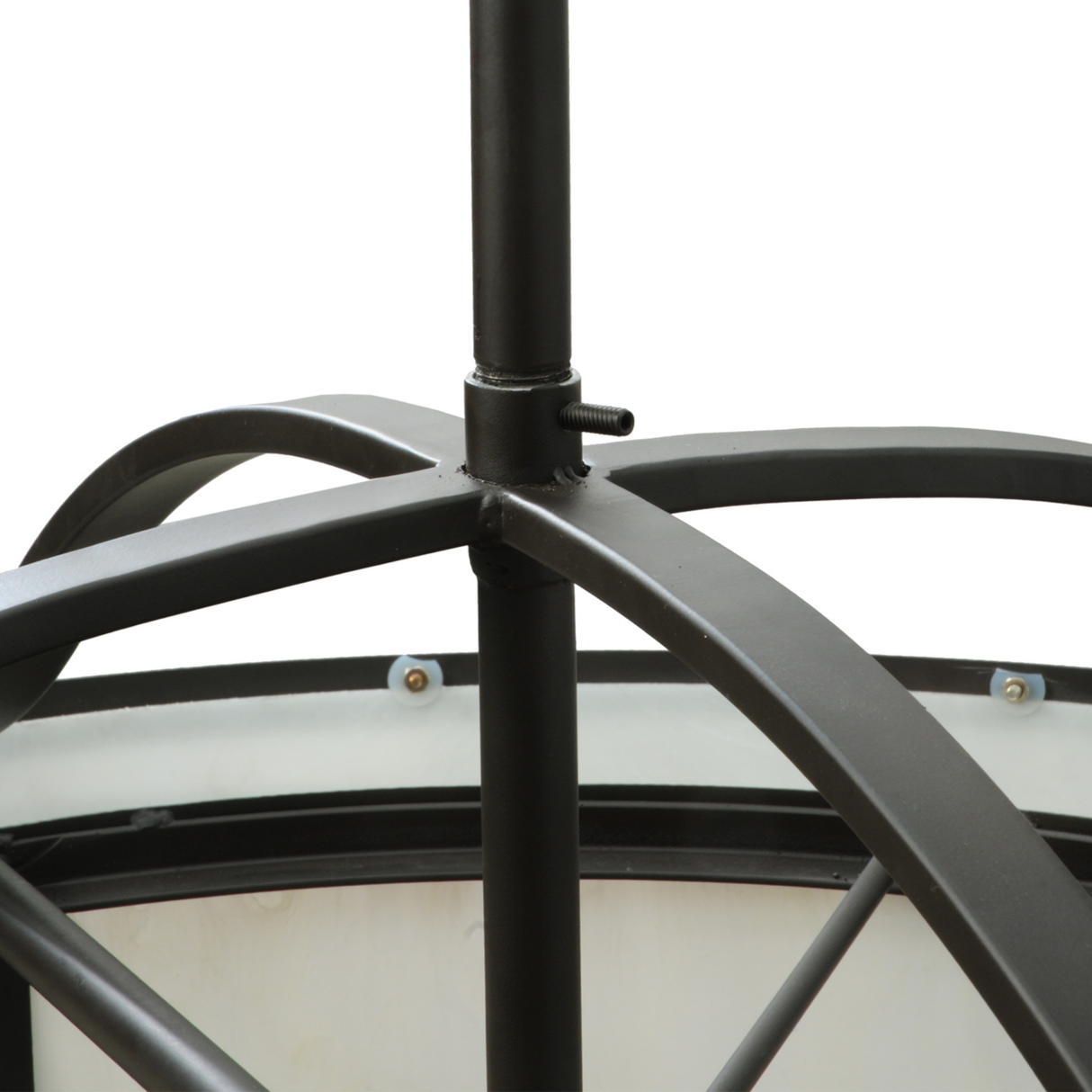 Top rod connection detail of Sargent Chandel-Air showing structural arms.