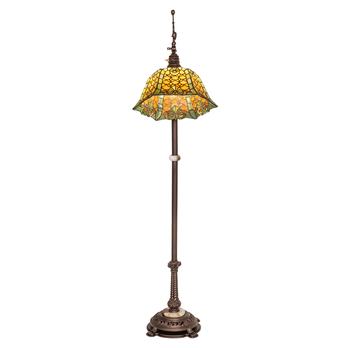 Front view of the Tiffany Shell & Diamond floor lamp.